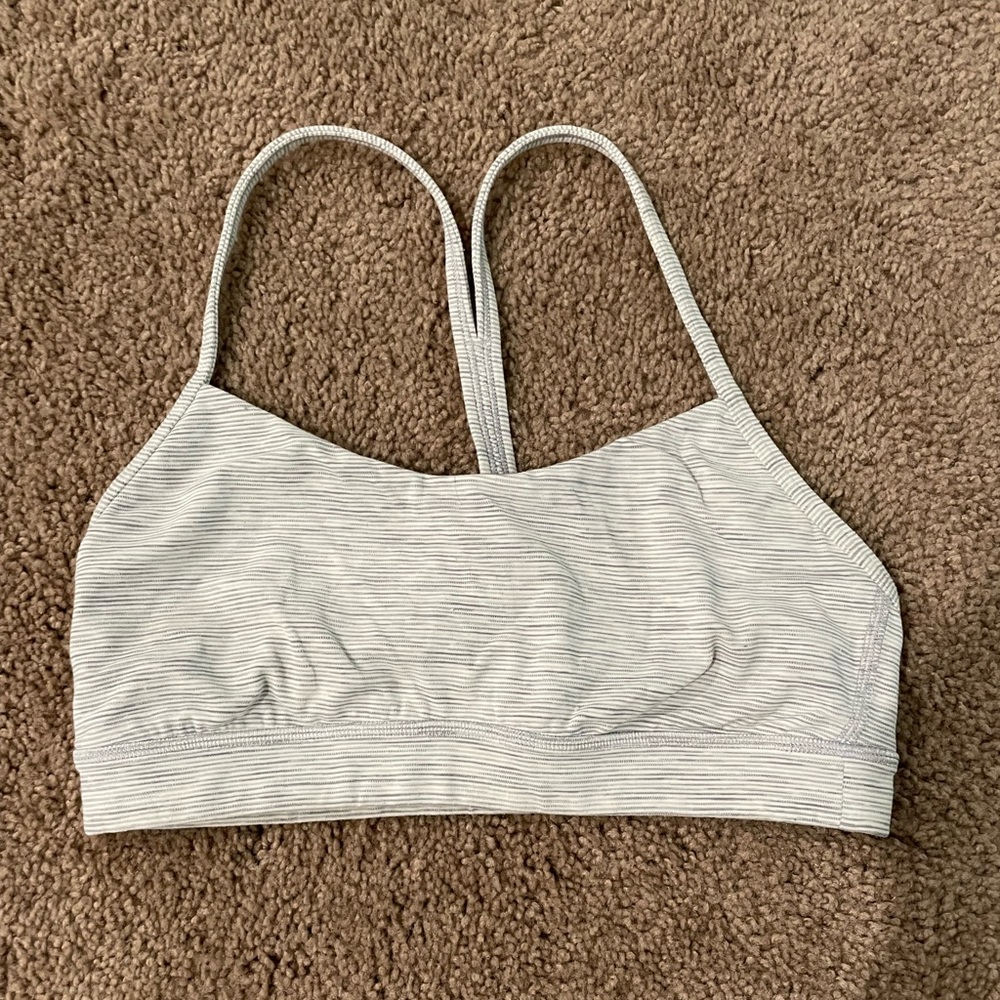 Lululemon Flow Y Nulu Bra
